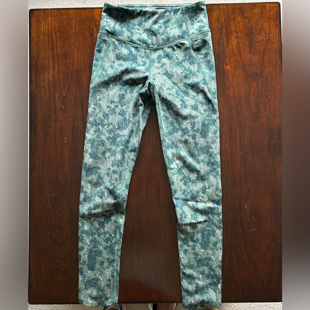 NWOT Zella 7/8 leggings